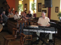 muttertagsfruehstueck_8_mai_2011_20110514_1920081270